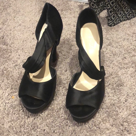 Nine West - Picture 5 of 5